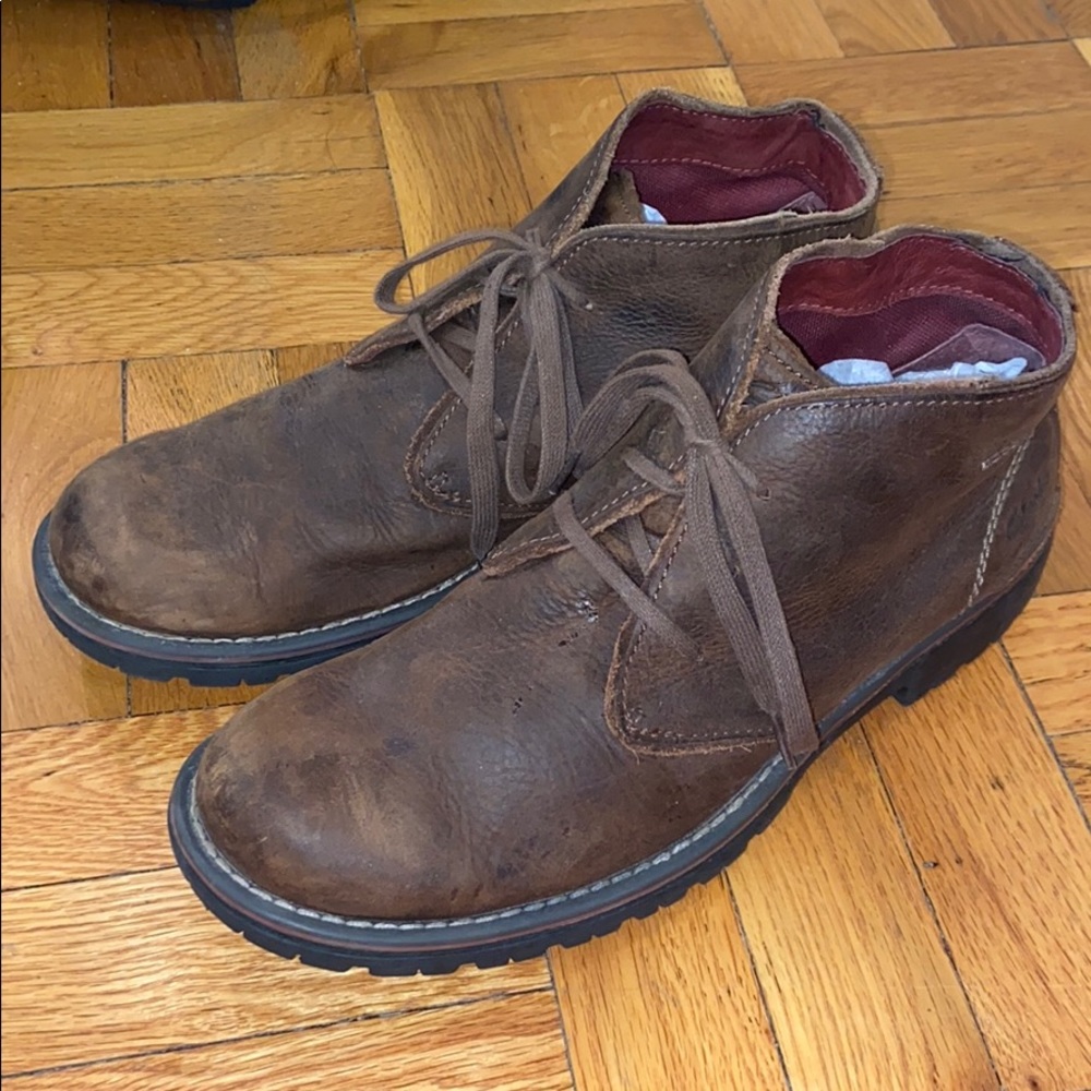 Men’s Clarks Leather Boots size 11